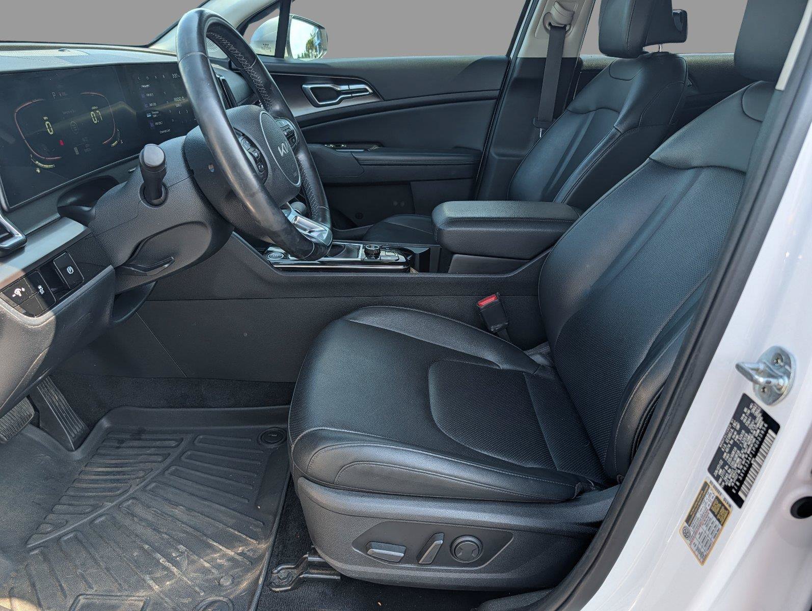 Used 2023 Kia Sportage EX FWD image 10