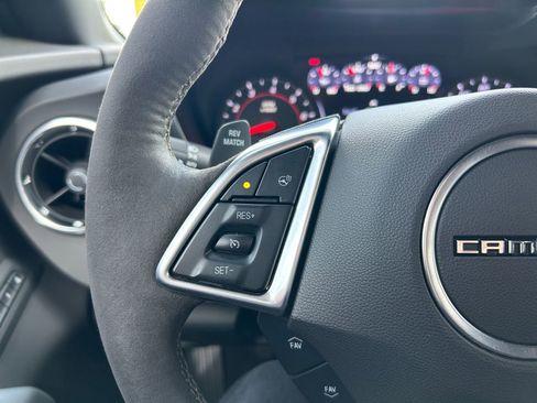Used 2019 Chevrolet Camaro SS image 17