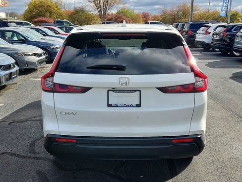 Used 2023 Honda CR-V EX image 5