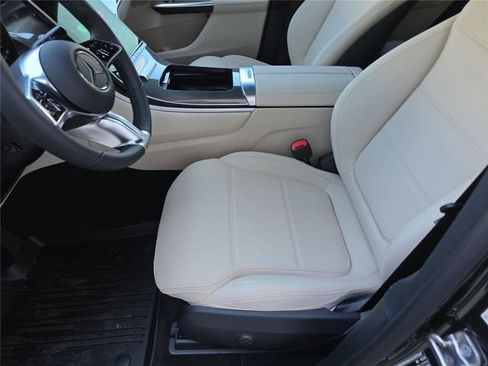 New 2026 Mercedes-Benz GLC 300 4MATIC image 23