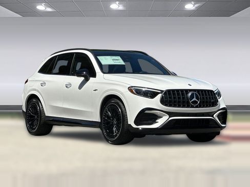 New 2026 Mercedes-Benz GLC 43 AMG 4MATIC image 6