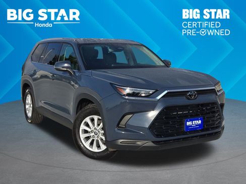 Used 2025 Toyota Grand Highlander FWD image 1