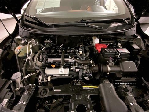 Used 2025 Nissan Versa SV FWD image 10