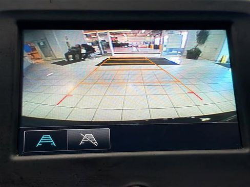 Used 2018 Chevrolet Equinox LT image 15