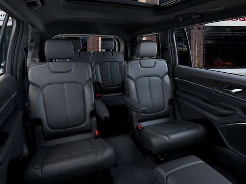 New 2026 Jeep Grand Cherokee L Limited AWD/4WD image 15