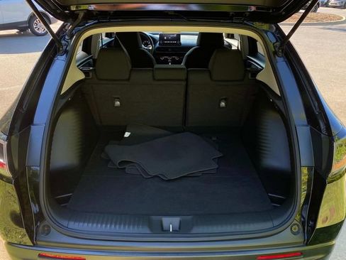 Used 2023 Honda HR-V LX image 30