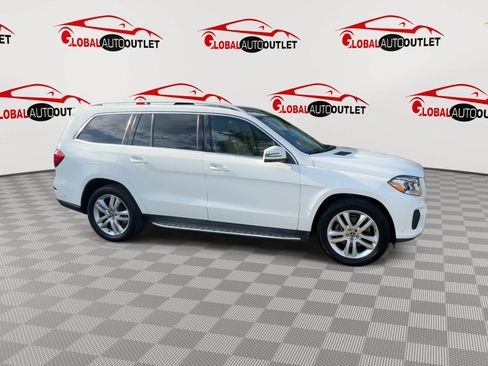 Used 2018 Mercedes-Benz GLS 450 4MATIC w/ Premium Package image 9