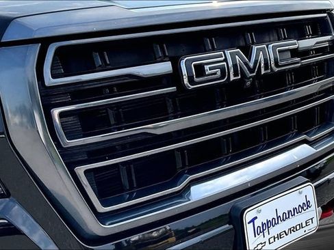 Used 2023 GMC Yukon AT4 w/ AT4 Premium Plus Package AWD/4WD image 32