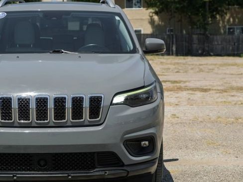 Used 2021 Jeep Cherokee Latitude Lux w/ Sun & Sound Group image 45