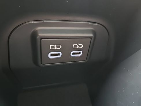 Used 2025 Toyota RAV4 XLE w/ Convenience Package AWD/4WD image 64