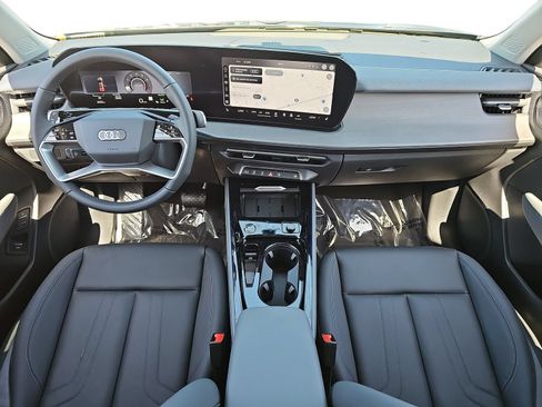 New 2026 Audi Q3 quattro 2.0T AWD/4WD image 9