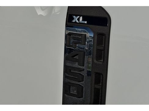 New 2023 Ford F450 XL w/ XL Chrome Package image 19