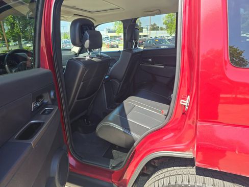 Used 2012 Jeep Liberty Limited Jet AWD/4WD image 11