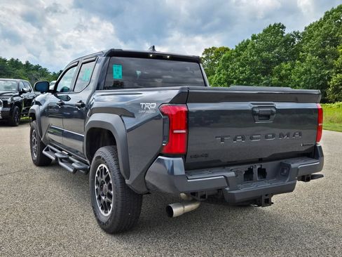 Used 2026 Toyota Tacoma TRD Off-Road AWD/4WD image 3