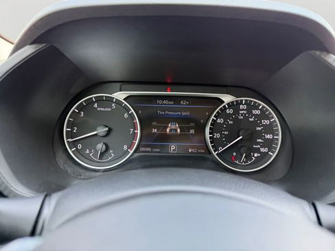 Used 2023 Nissan Sentra SR w/ Electronics Package image 29