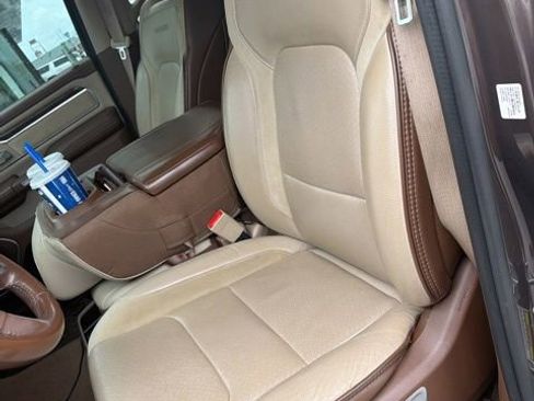 Used 2020 RAM 1500 Laramie RWD image 14