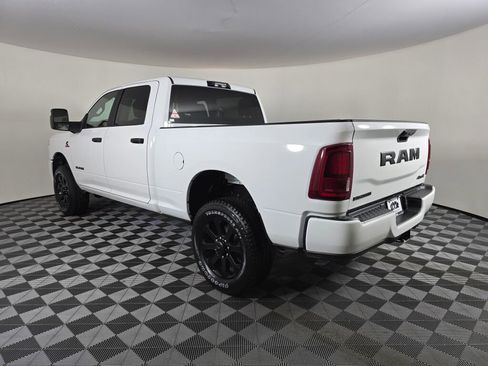 New 2026 RAM 3500 Big Horn AWD/4WD image 6