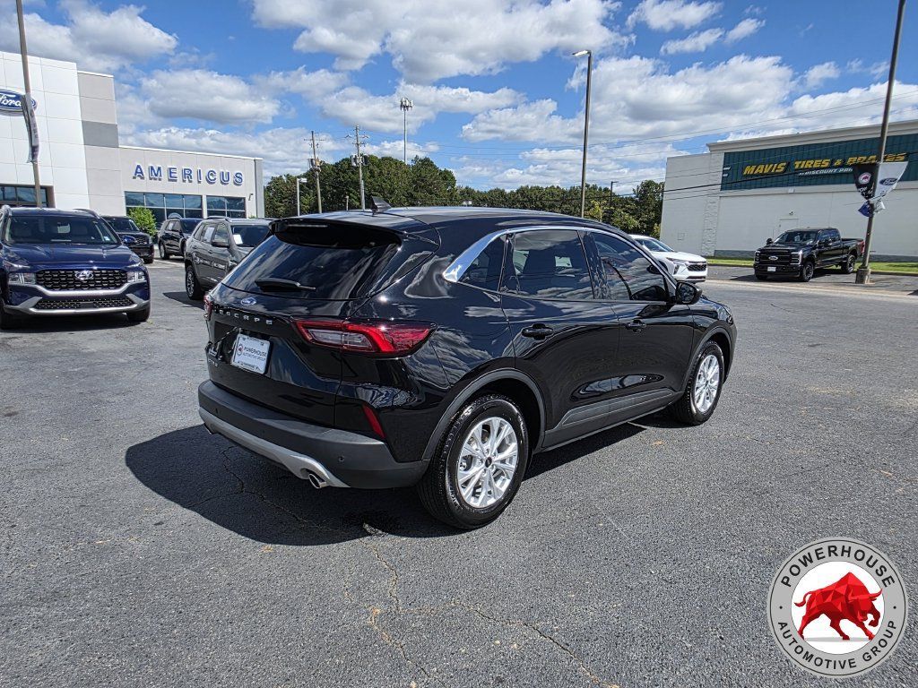 Used 2024 Ford Escape Active w/ Tech Pack #1 FWD image 5
