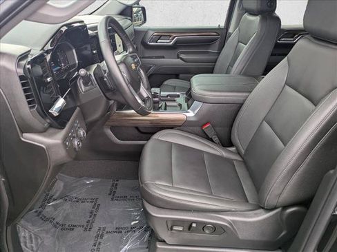 Used 2024 Chevrolet Silverado 1500 LT AWD/4WD image 15