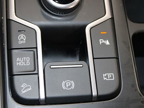 Used 2025 Kia Sorento EX w/ Panoramic Sunroof Package image 51