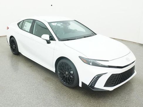 New 2026 Toyota Camry SE image 30