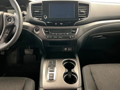 Used 2023 Honda Ridgeline Sport image 14