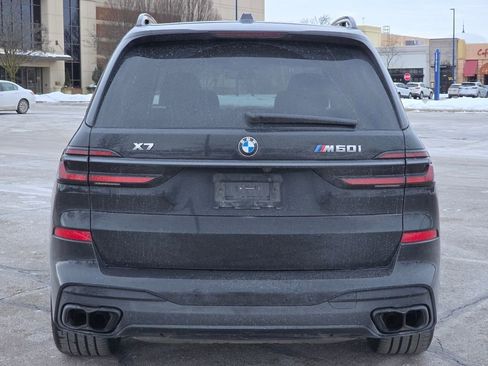 Used 2025 BMW X7 M60i image 16