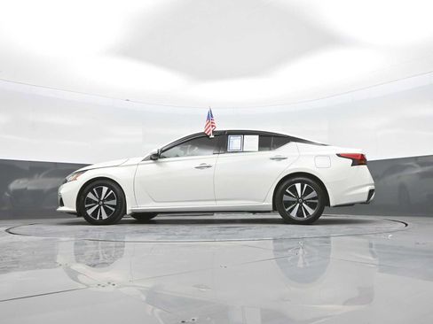 Used 2021 Nissan Altima 2.5 SL FWD image 40