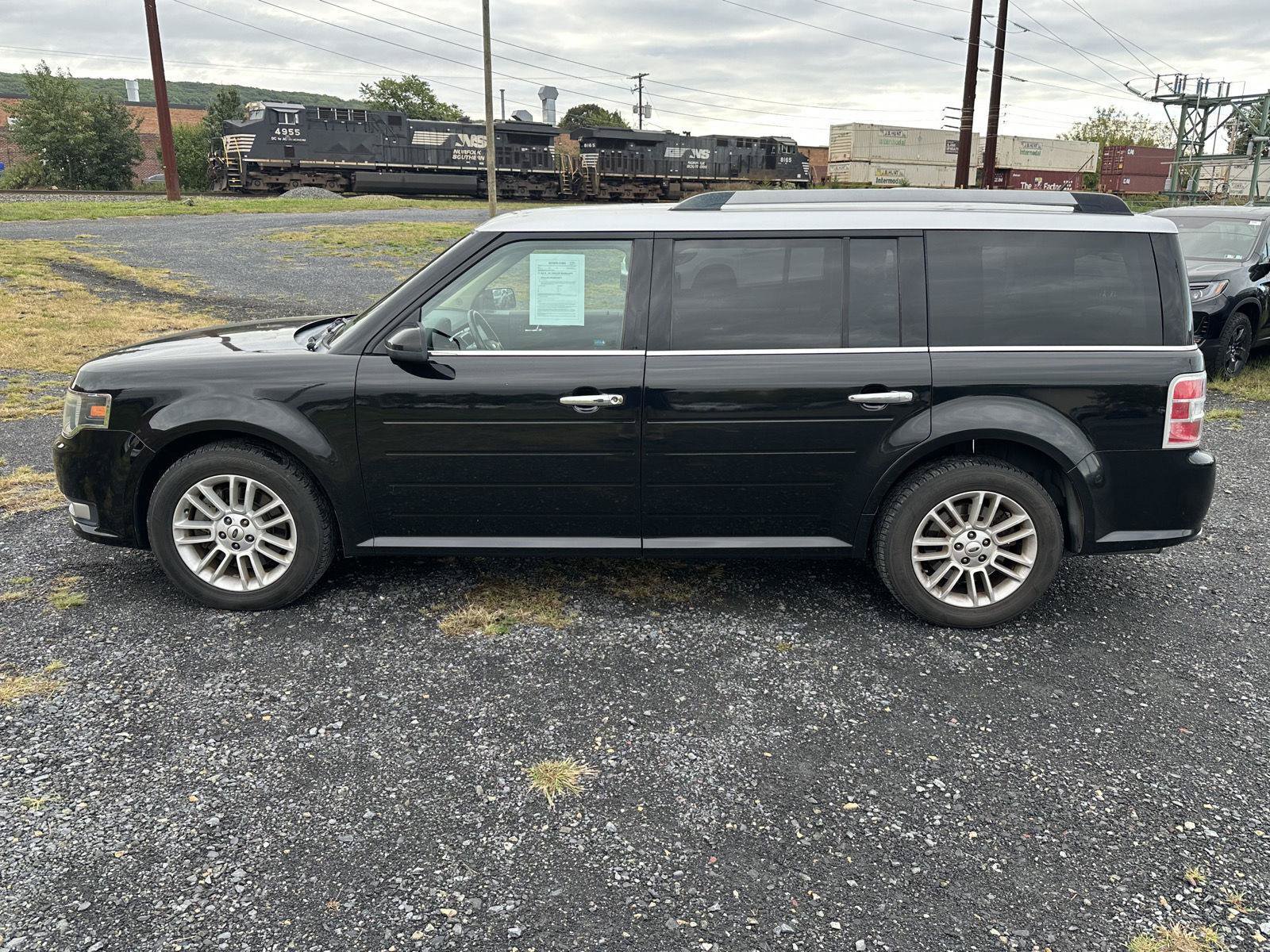 Used 2016 Ford Flex SEL w/ Equipment Group 202A FWD image 5