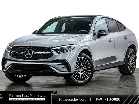 Certified 2025 Mercedes-Benz GLC 300 4MATIC image 1