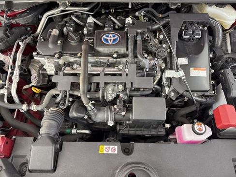 Used 2022 Toyota Corolla LE w/ Premium Interior Package image 18