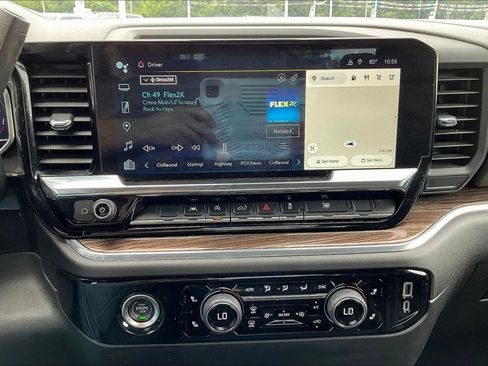 Used 2023 Chevrolet Silverado 1500 LT AWD/4WD image 21