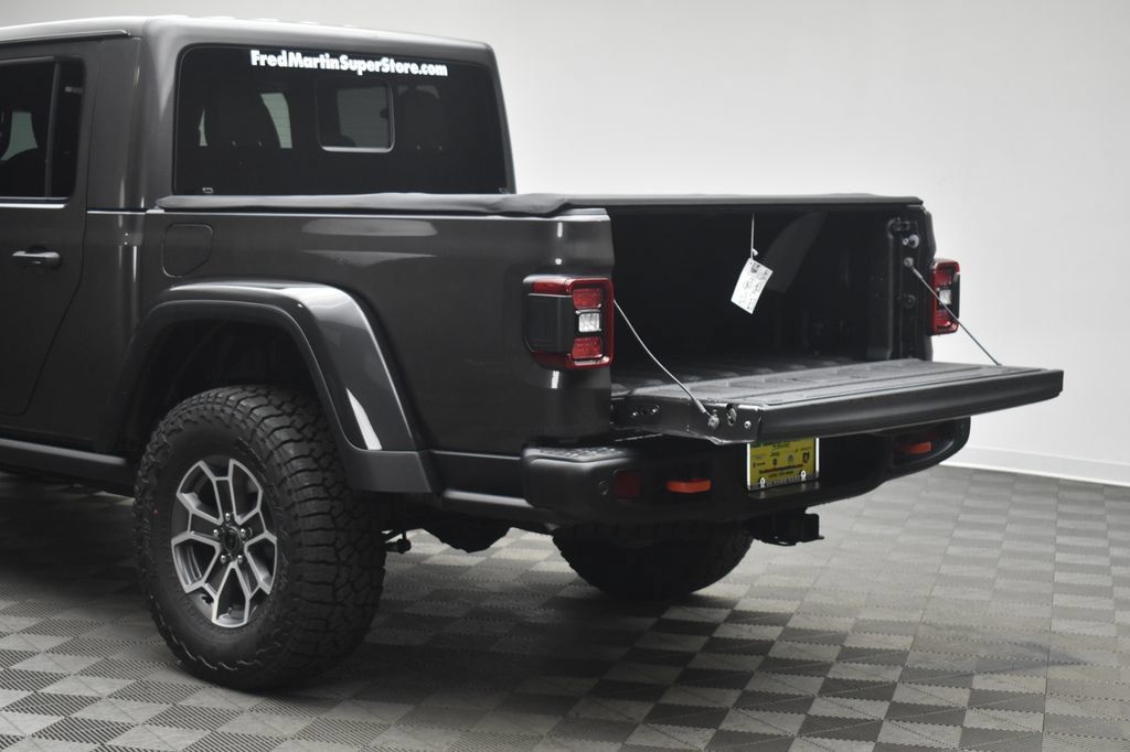 New 2027 Jeep Gladiator Mojave AWD/4WD image 13