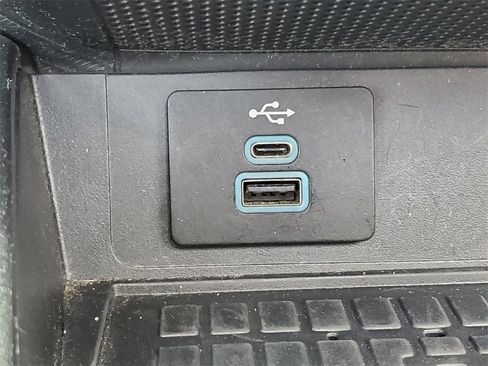 Used 2024 Ford Mustang Premium image 29