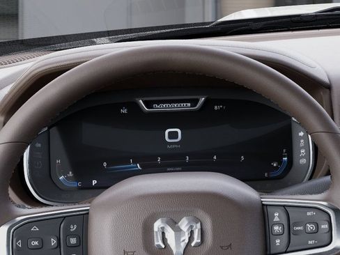 New 2026 RAM 3500 Laramie AWD/4WD image 17