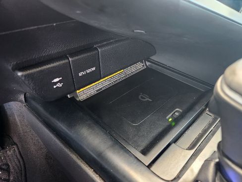 Used 2019 Toyota Camry XSE image 27