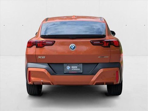 Used 2025 BMW X2 xDrive28i w/ Convenience Package image 7