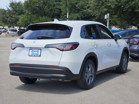 New 2026 Honda HR-V LX image 5