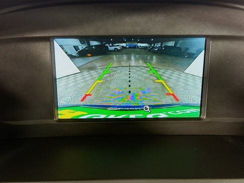 Used 2018 Ford Escape SE image 18