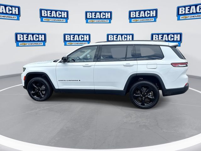 Used 2023 Jeep Grand Cherokee L Limited w/ Luxury Tech Group II AWD/4WD image 5