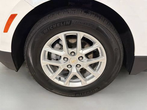 Used 2024 Chevrolet Equinox LS FWD image 27