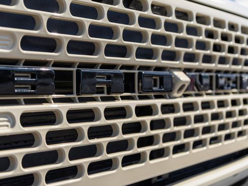 New 2025 Ford Bronco Badlands image 12