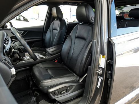 Used 2018 Audi Q7 2.0T Premium Plus AWD/4WD image 36