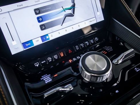 Used 2023 Jeep Grand Wagoneer Series III w/ Rear Seat Video Group 1 image 36