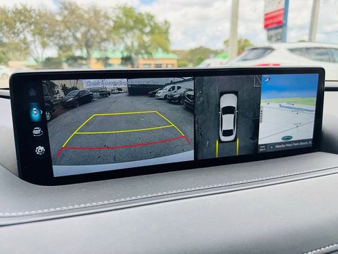 Used 2023 Genesis G80 image 26