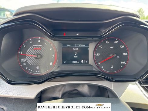Used 2025 Chevrolet Trax RS w/ Sunroof Package FWD image 43