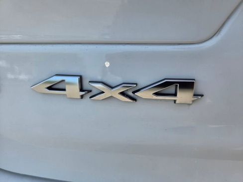 Used 2022 Jeep Grand Cherokee L Summit w/ Advanced Protech Group IV AWD/4WD image 19