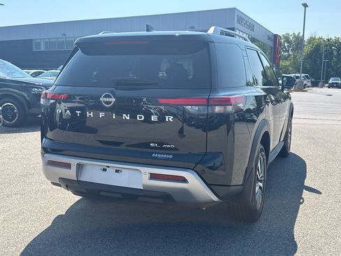 Certified 2023 Nissan Pathfinder SL AWD/4WD image 5