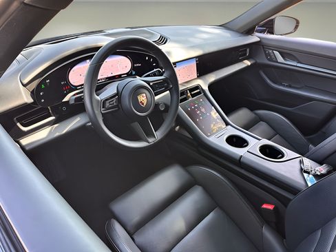 Used 2025 Porsche Taycan w/ Premium Package RWD image 20