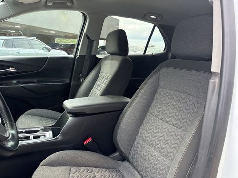 Used 2024 Chevrolet Equinox LT FWD image 13